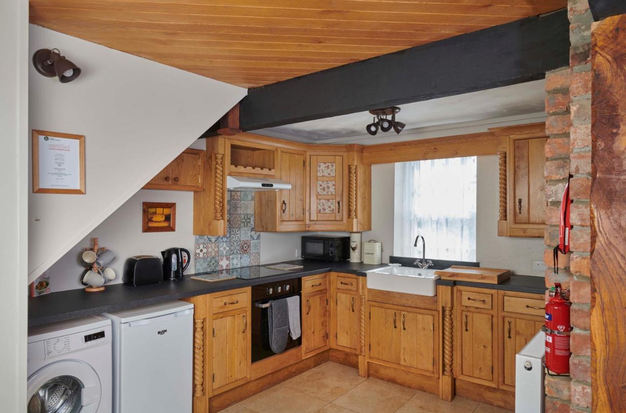 Ballykeel Farm, Mourne Mountains Ballymartin エクステリア 写真